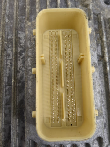 2017 Dodge Caravan PCM Engine Control Computer ECU ECM PCU OEM P/N:P68243295AB T00EP2206D14AP Fits Fits 2016 2018 2019 2020 OEM Used Auto Parts