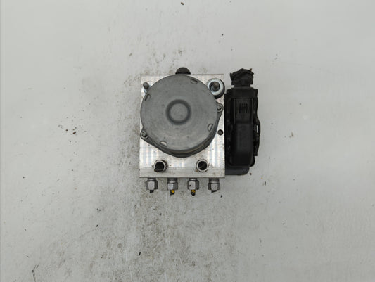 2017 Dodge Caravan ABS Pump Control Module Replacement P/N:68183803AC P68183803AC, 68443867AA Fits Fits 2015 2016 2018 OEM Used Auto Parts