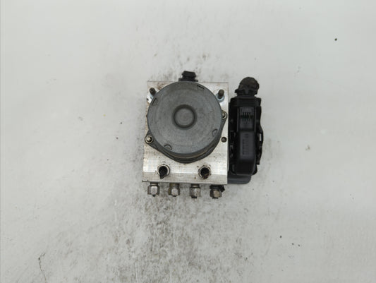 2017 Dodge Caravan ABS Pump Control Module Replacement P/N:68183803AC P68183803AC, 68443867AA Fits Fits 2015 2016 2018 OEM Used Auto Parts