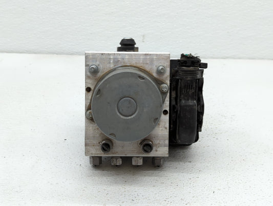 2017 Dodge Caravan ABS Pump Control Module Replacement P/N:68183803AC Fits Fits 2015 2016 2018 OEM Used Auto Parts