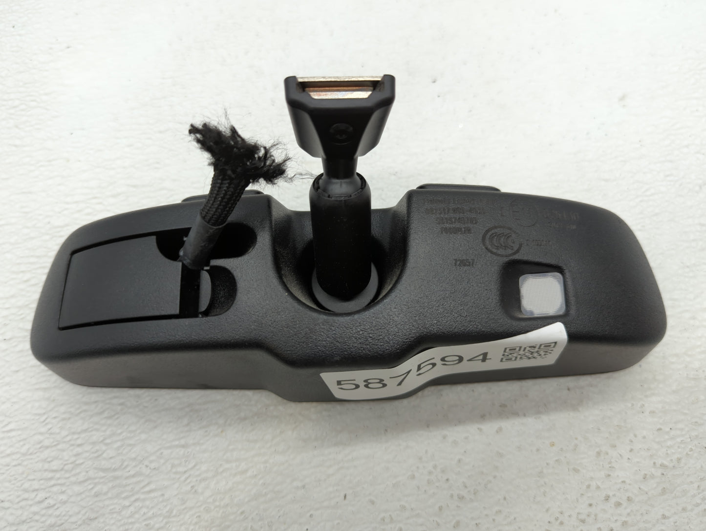 2017 Dodge Caravan Interior Rear View Mirror Replacement OEM P/N:E11026130 Fits Fits 2013 2014 2015 2016 OEM Used Auto Parts