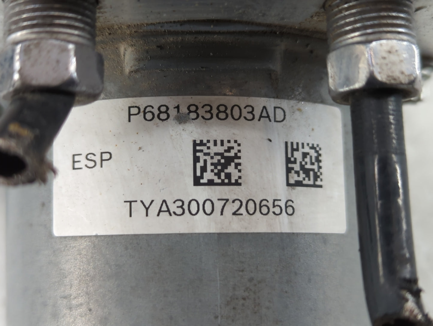 2017 Dodge Caravan ABS Pump Control Module Replacement P/N:P68183803AD Fits Fits 2015 2016 2018 2019 2020 OEM Used Auto Part