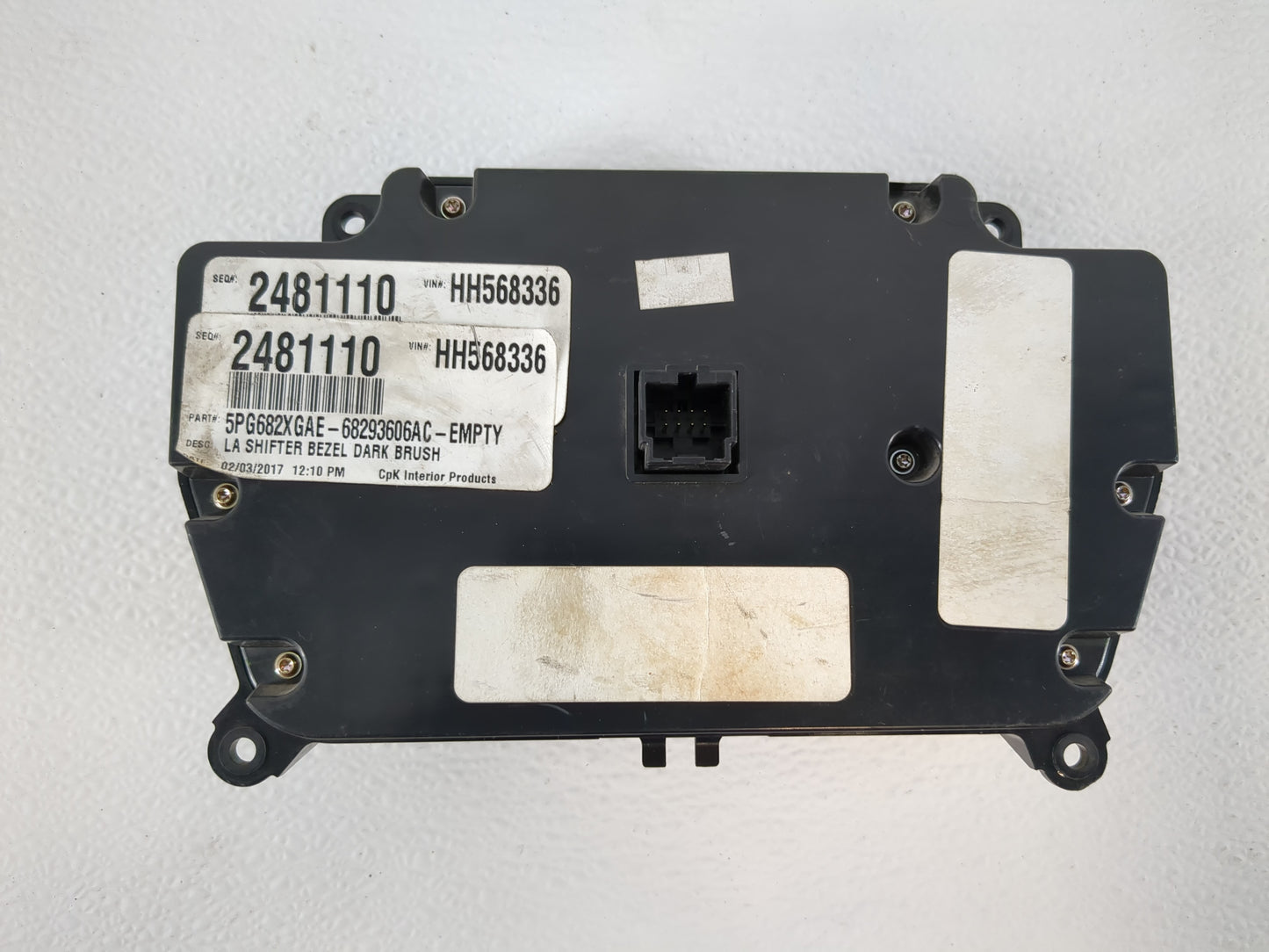 2017 Dodge Challenger Climate Control Module Temperature AC/Heater Replacement P/N:2481110 Fits OEM Used Auto Parts - Oemuse