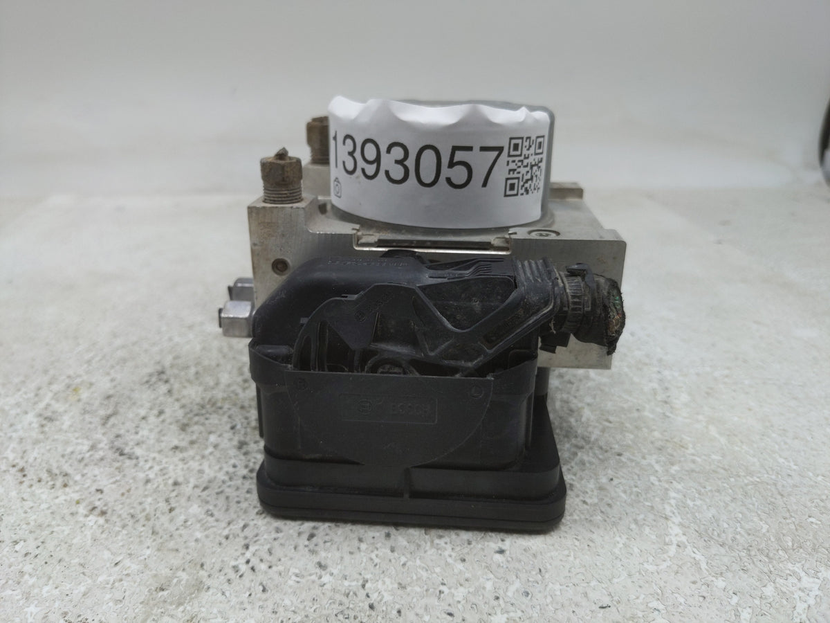 2017 Dodge Challenger Anti-Lock Brake ABS Pump Module Actuator OEM P/N:P68276897AB Fits OEM Used Auto Parts - Oemusedautopar