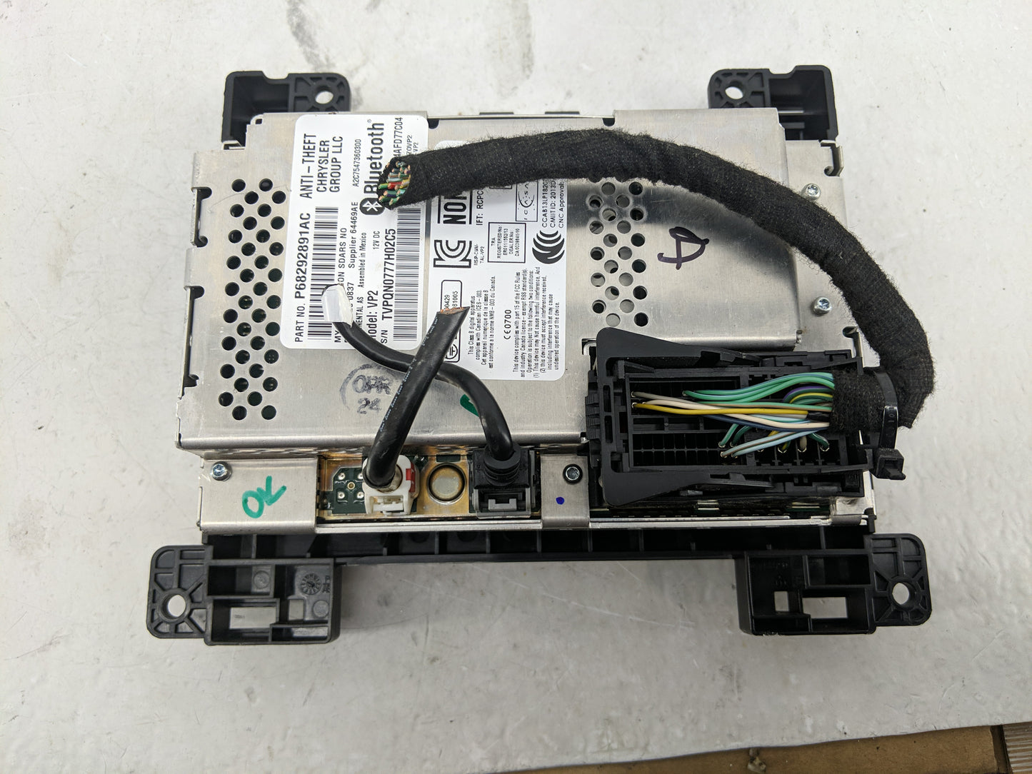 2017 Dodge Charger Radio AM FM Cd Player Receiver Replacement P/N:P68292891AC Fits OEM Used Auto Parts - Oemusedautoparts1.c