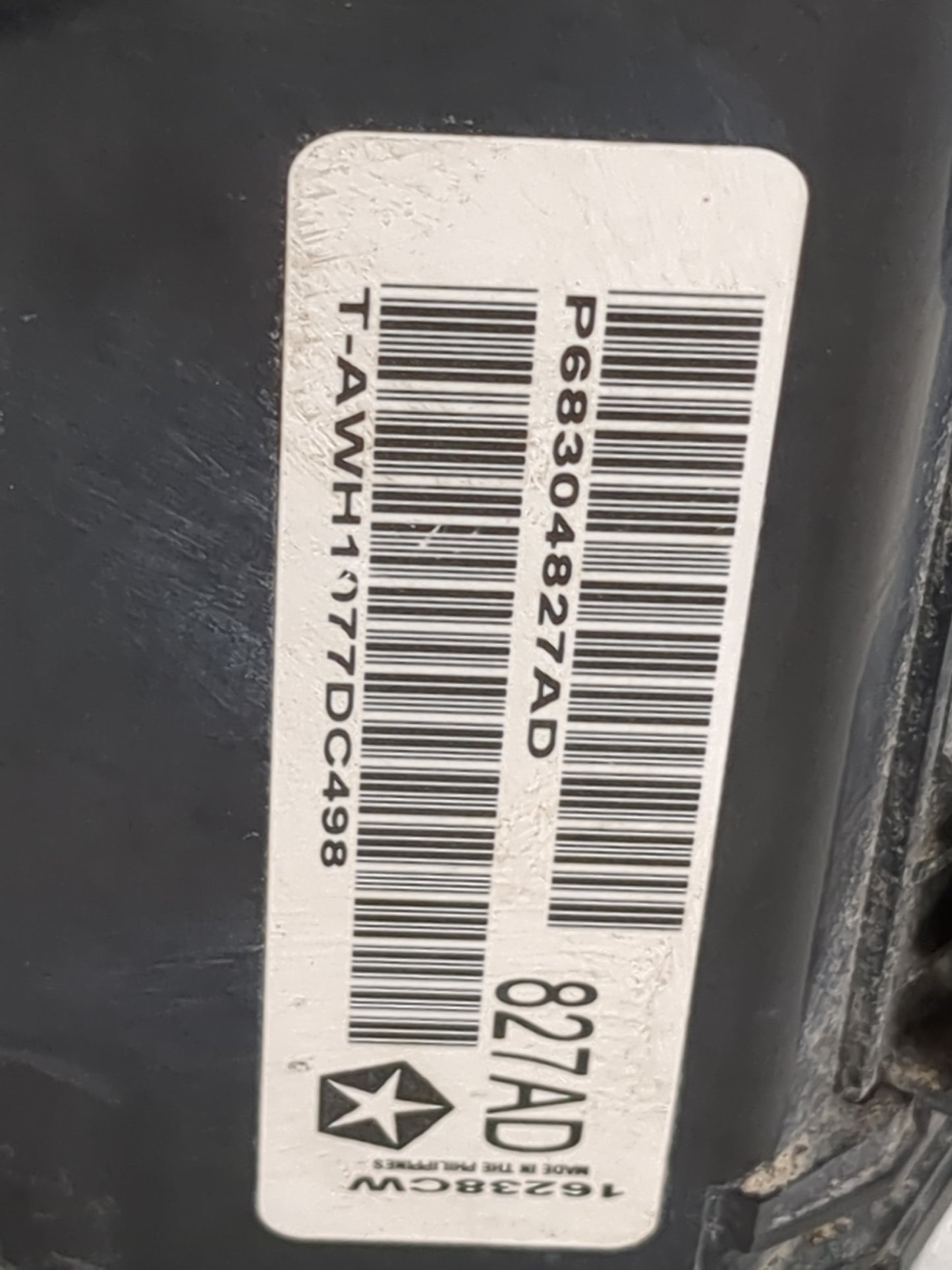 2017 Dodge Charger Fusebox Fuse Box Panel Relay Module P/N:P68304827AD AWH1077DC498 Fits OEM Used Auto Parts - Oemusedautopa