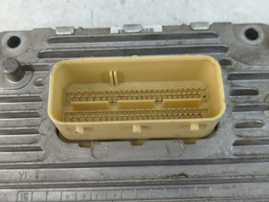 2016-2017 Dodge Charger PCM Engine Control Computer ECU ECM PCU OEM P/N:1847290 Fits Fits 2016 2017 OEM Used Auto Parts