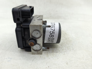 2015-2020 Dodge Grand Caravan ABS Pump Control Module Replacement P/N:P68183803AC Fits Fits 2015 2016 2017 2018 2019 2020 OEM Used Auto Parts