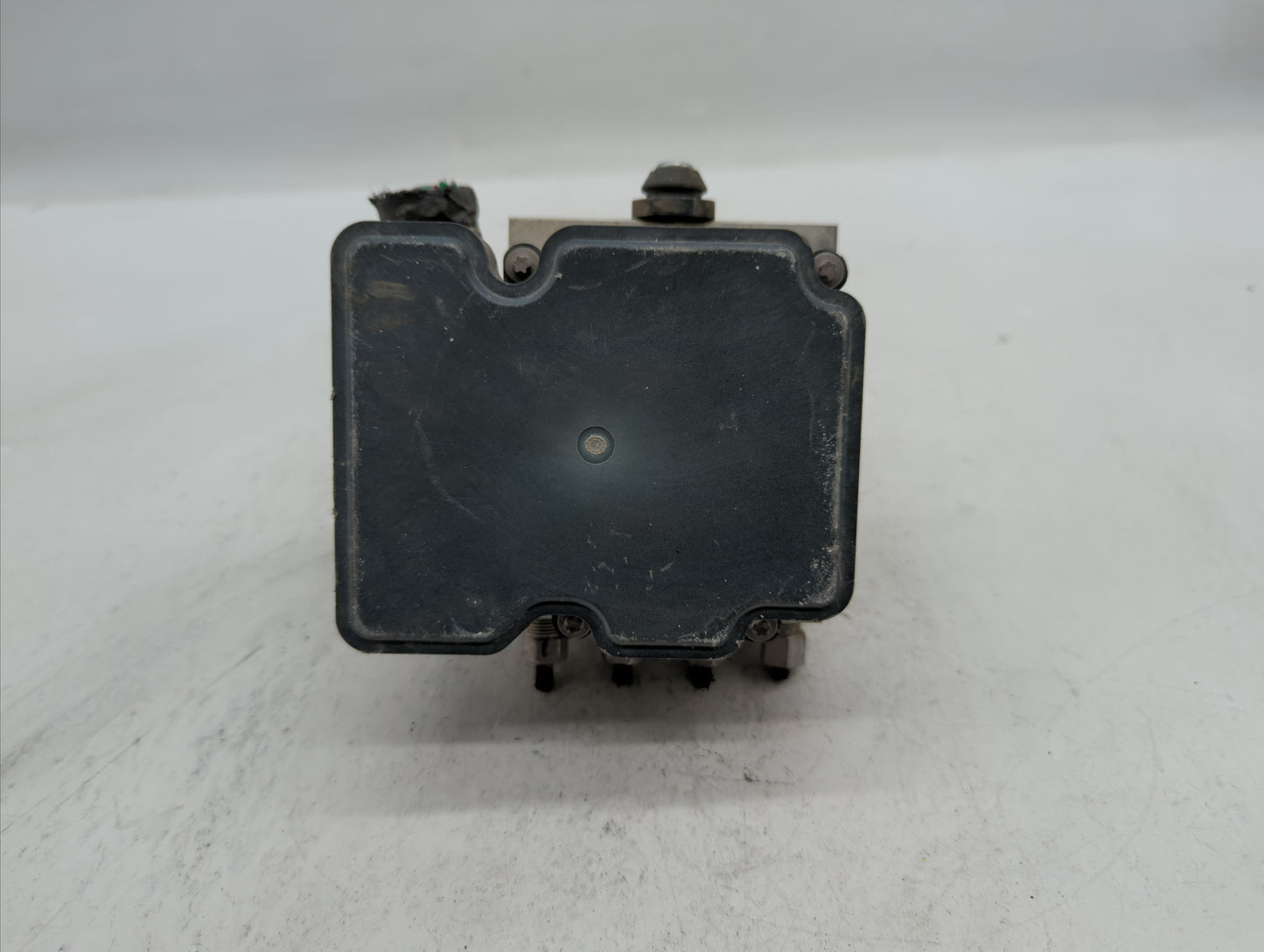 2015-2018 Dodge Grand Caravan ABS Pump Control Module Replacement P/N:P68183803AC 68183803AC Fits Fits 2015 2016 2017 2018 O