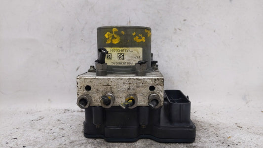 2015-2018 Dodge Grand Caravan ABS Pump Control Module Replacement P/N:P68183803AC Fits Fits 2015 2016 2017 2018 OEM Used Auto Parts