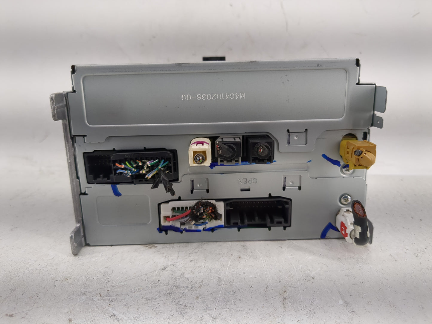 2017 Dodge Journey Radio AM FM Cd Player Receiver Replacement P/N:P68308772AB Fits OEM Used Auto Parts - Oemusedautoparts1.c