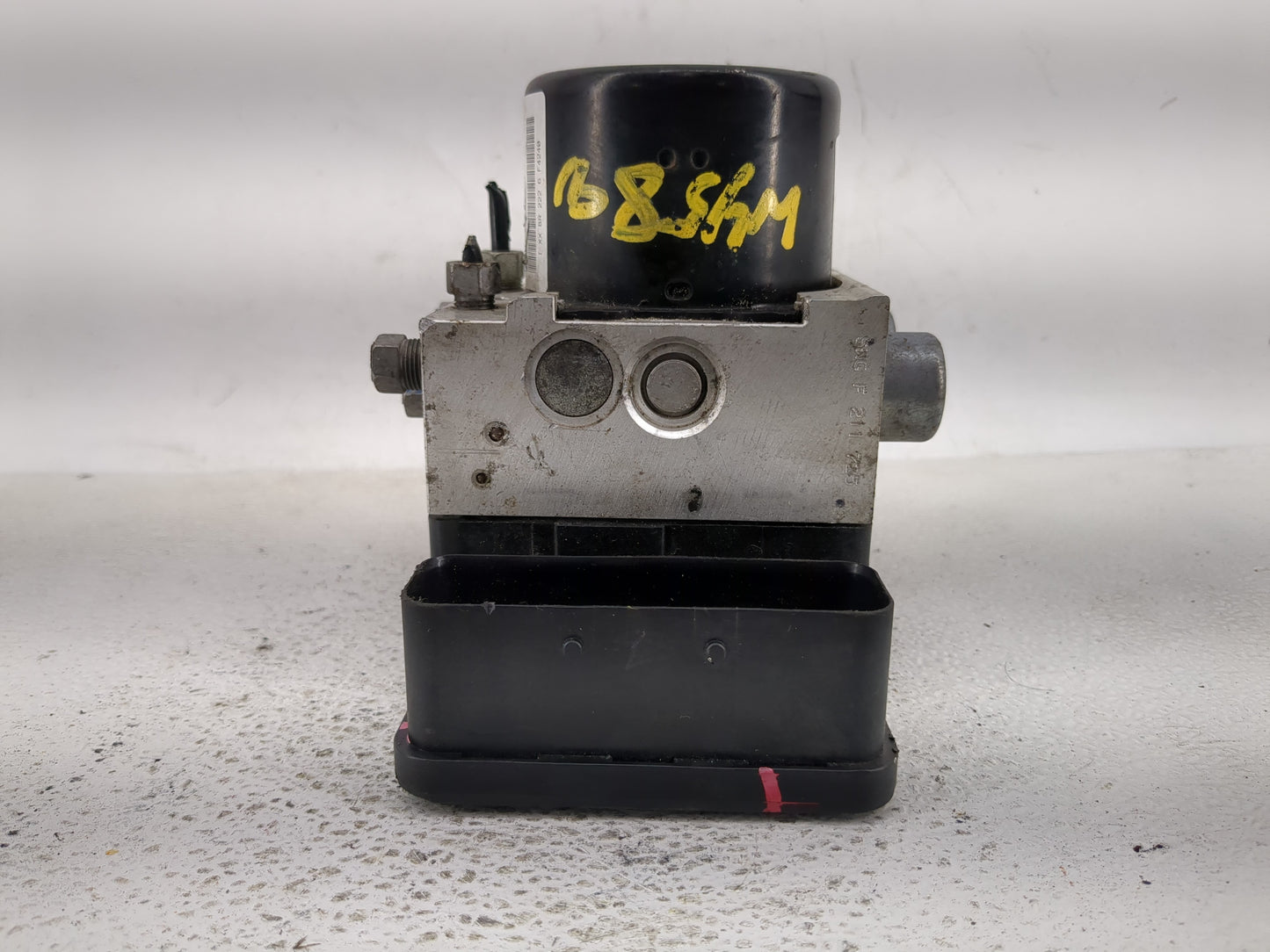 2014-2017 Dodge Journey Anti-Lock Brake ABS Pump Module Actuator OEM P/N:68272500AC Fits Fits 2014 2015 2016 2017 OEM Used A