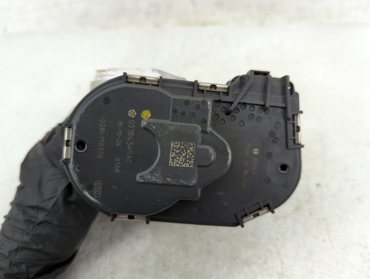 2011-2019 Dodge Journey Throttle Body P/N:05184349AC 0 280 750 570 Fits OEM Used Auto Parts - Oemusedautoparts1.com