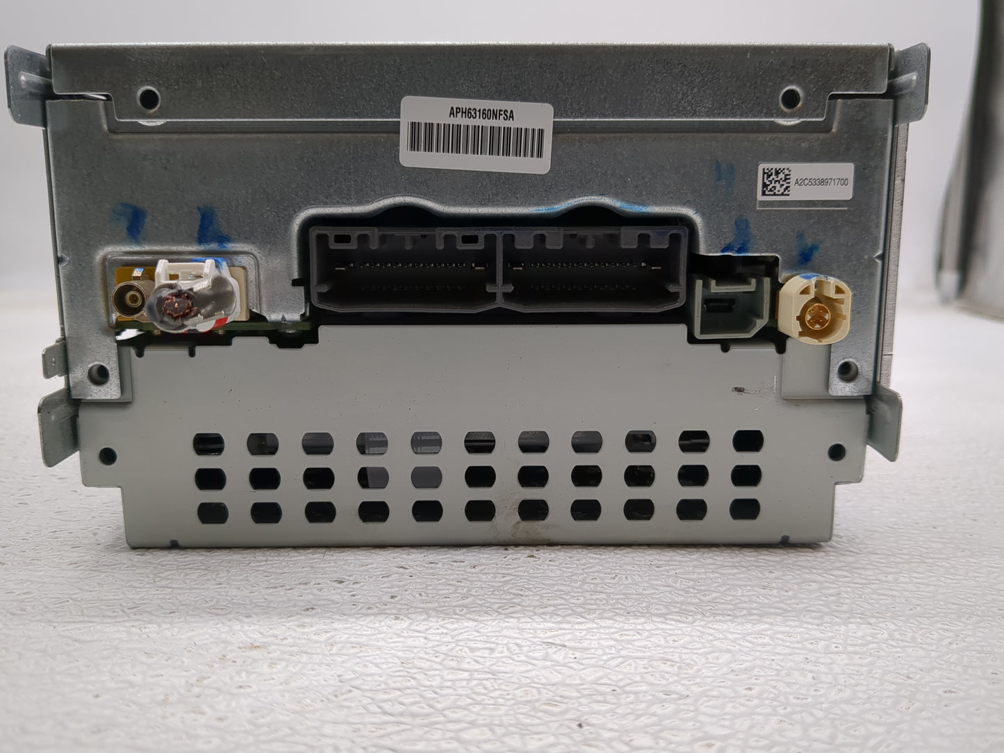 2017 Dodge Journey Radio AM FM Cd Player Receiver Replacement P/N:P68209665AE Fits OEM Used Auto Parts - Oemusedautoparts1.c