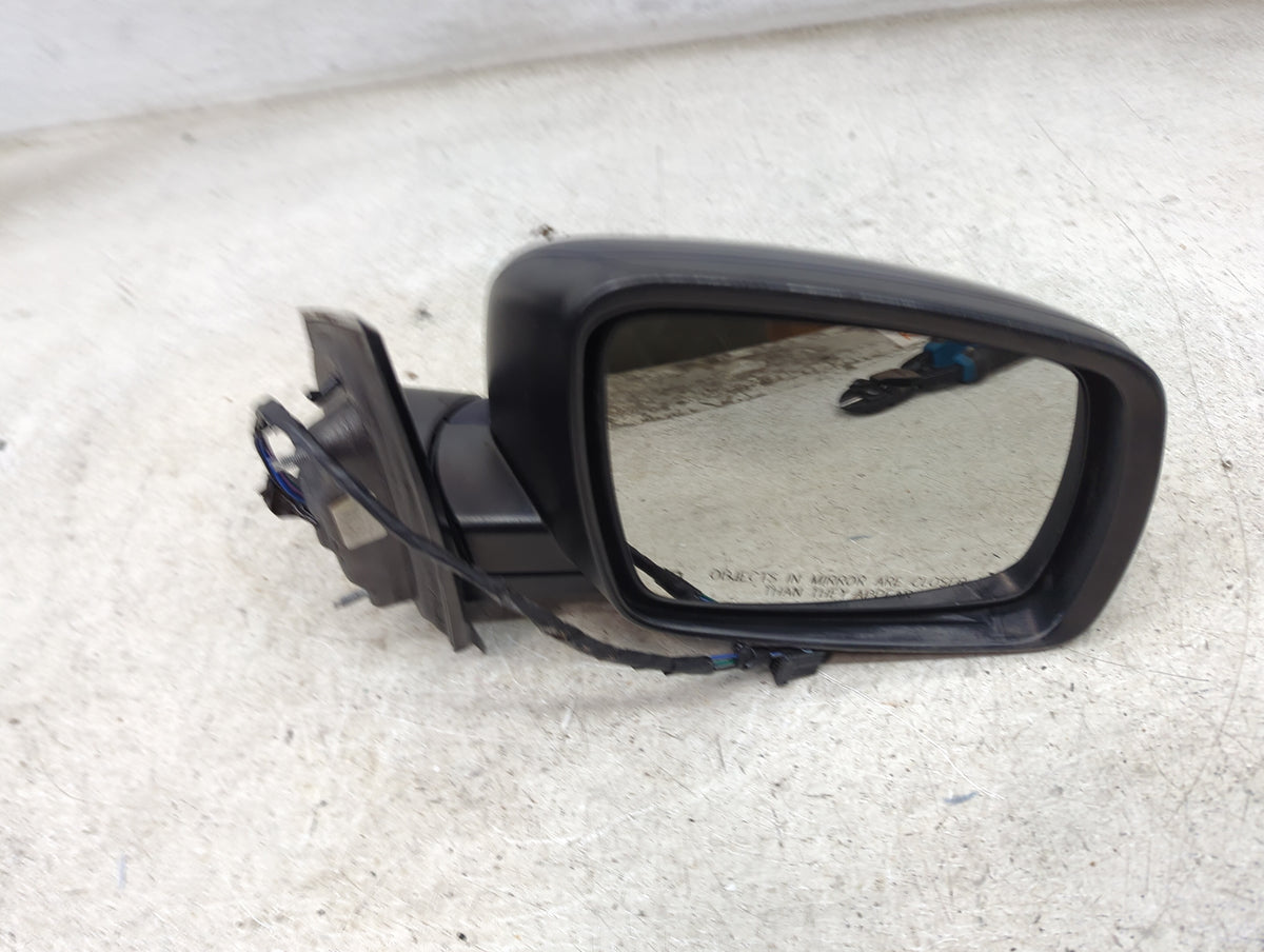2017 Dodge Journey Passenger Side View Mirror - Right Door Mirror OEM Used - Oemusedautoparts1.com
