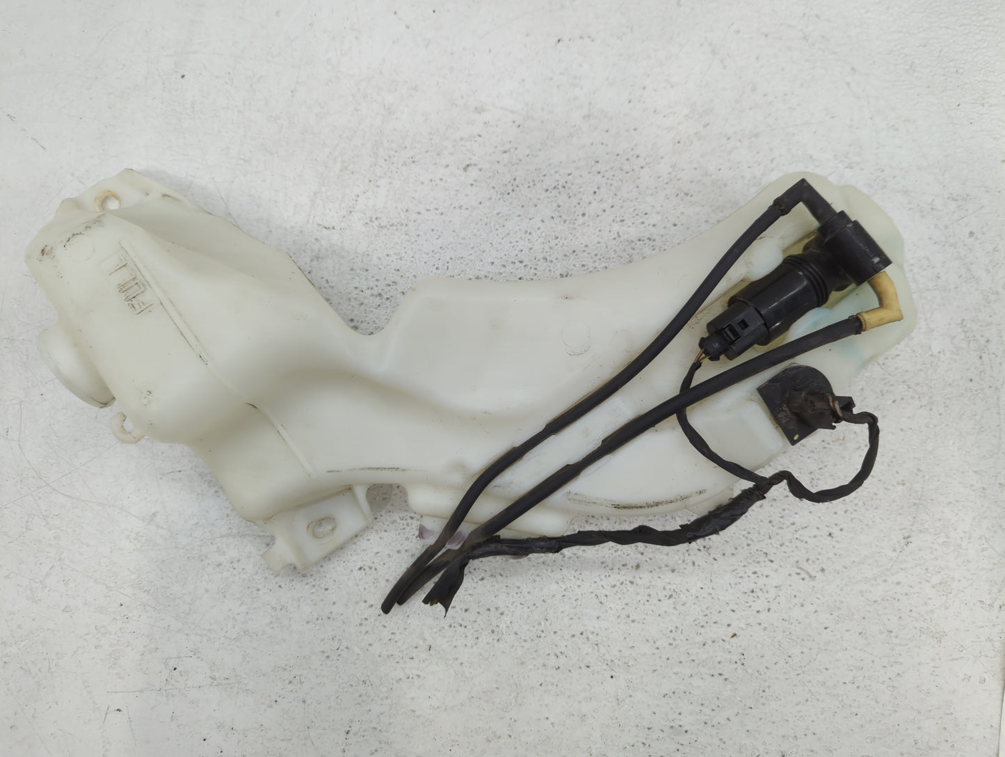 2017 Dodge Journey Windshield Washer Fluid Reservoir Bottle Oem - Oemusedautoparts1.com