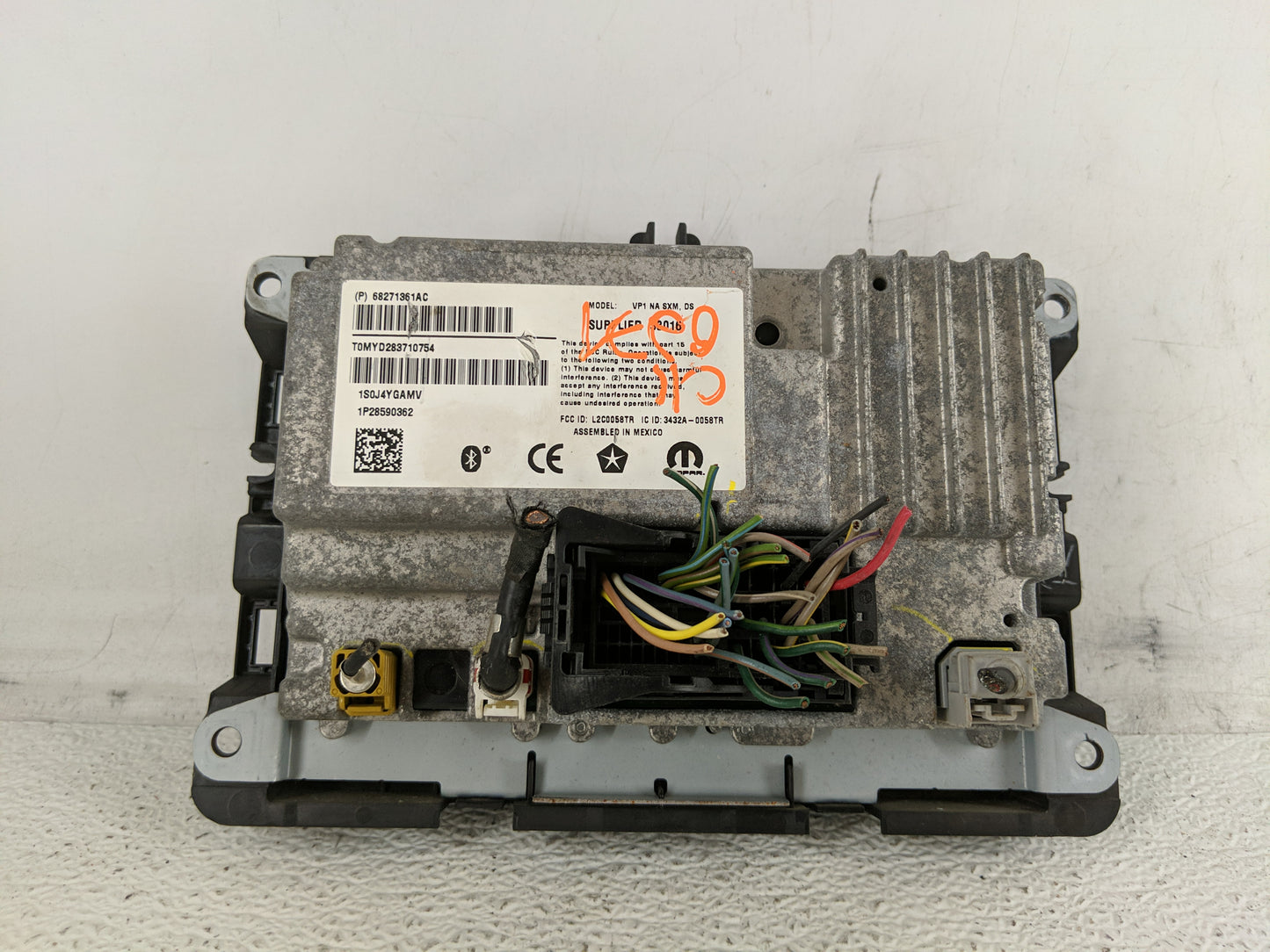 2017 Dodge Ram 1500 Radio AM FM Cd Player Receiver Replacement P/N:68271361AC Fits Fits 2014 2015 2016 2018 OEM Used Auto Pa