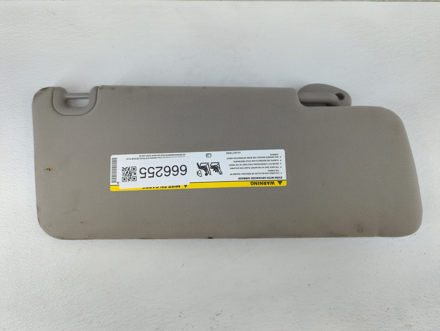 2017 Dodge Ram 1500 Sun Visor Shade Replacement Driver Left Mirror Fits Fits 2013 2014 2015 2016 2018 2019 2020 2021 2022 OE
