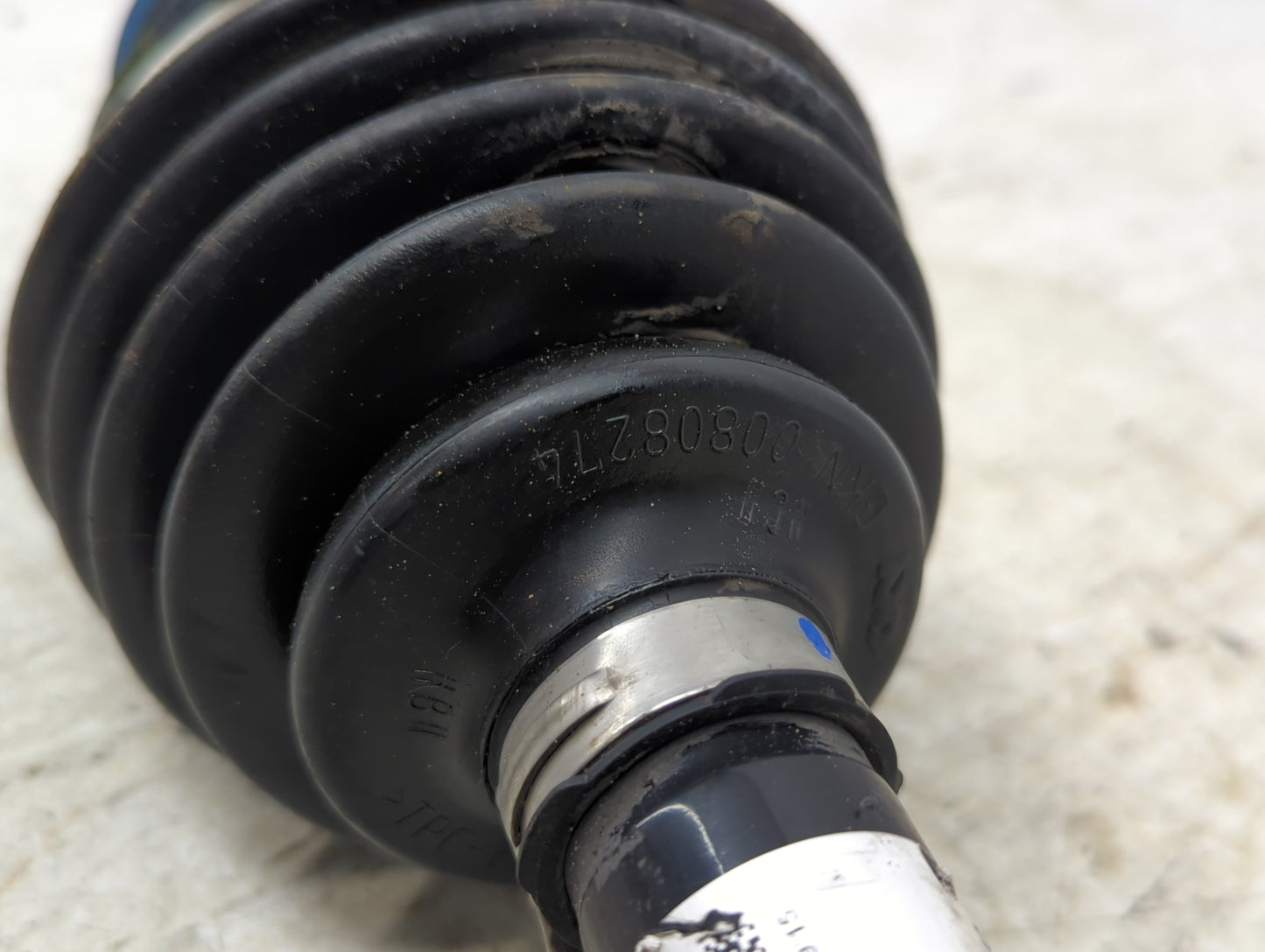 2014-2017 Fiat 500 Axle Shaft Front Driver Cv C/v - Oemusedautoparts1.com