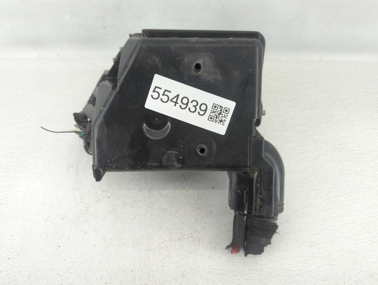 2012-2017 Fiat 500 Fusebox Fuse Box Panel Relay Module P/N:53100999 Fits Fits 2012 2013 2014 2015 2016 2017 OEM Used Auto Pa
