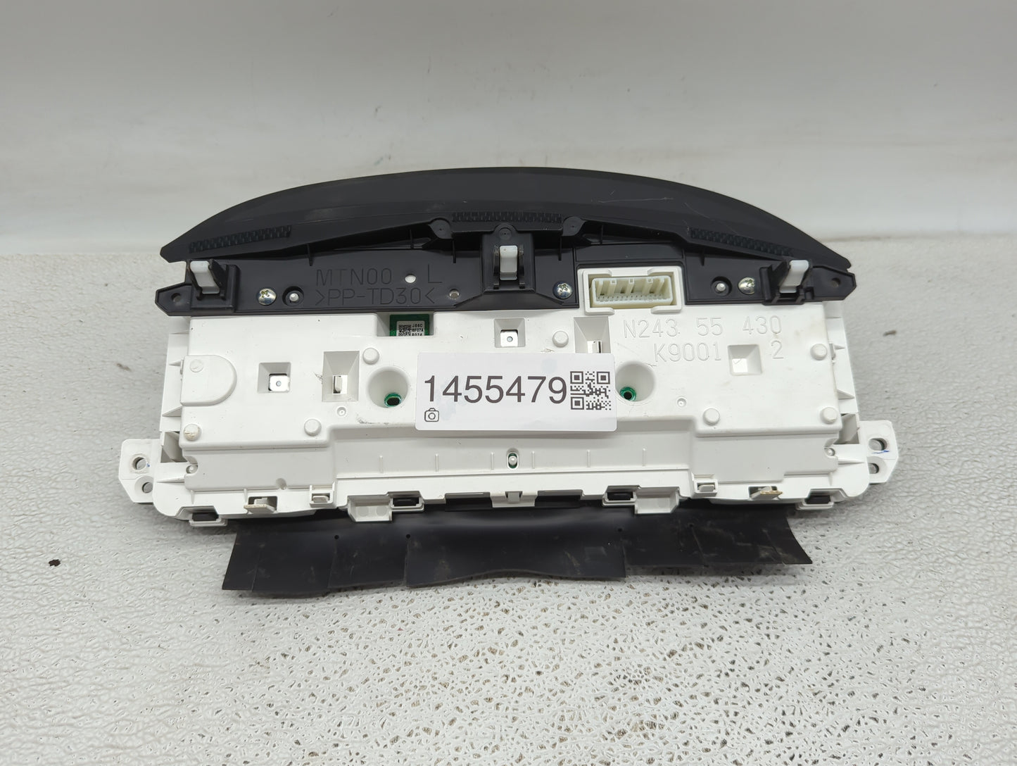 2017 Fiat-Lancia 124 Spider Instrument Cluster Speedometer Gauges P/N:N24355430 K9001 Miles: Fits OEM Used Auto Parts - Oemu