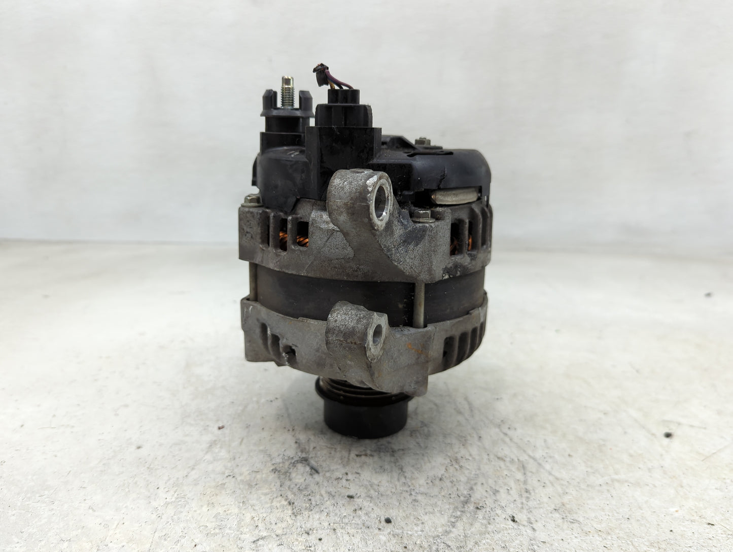 2015-2018 Ford Edge Alternator Replacement Generator Charging Assembly Engine OEM P/N:G2GT-10300-BA Fits OEM Used Auto Parts
