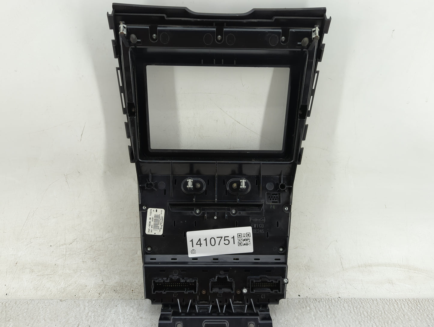 2015-2018 Ford Edge Radio Control Panel - Oemusedautoparts1.com