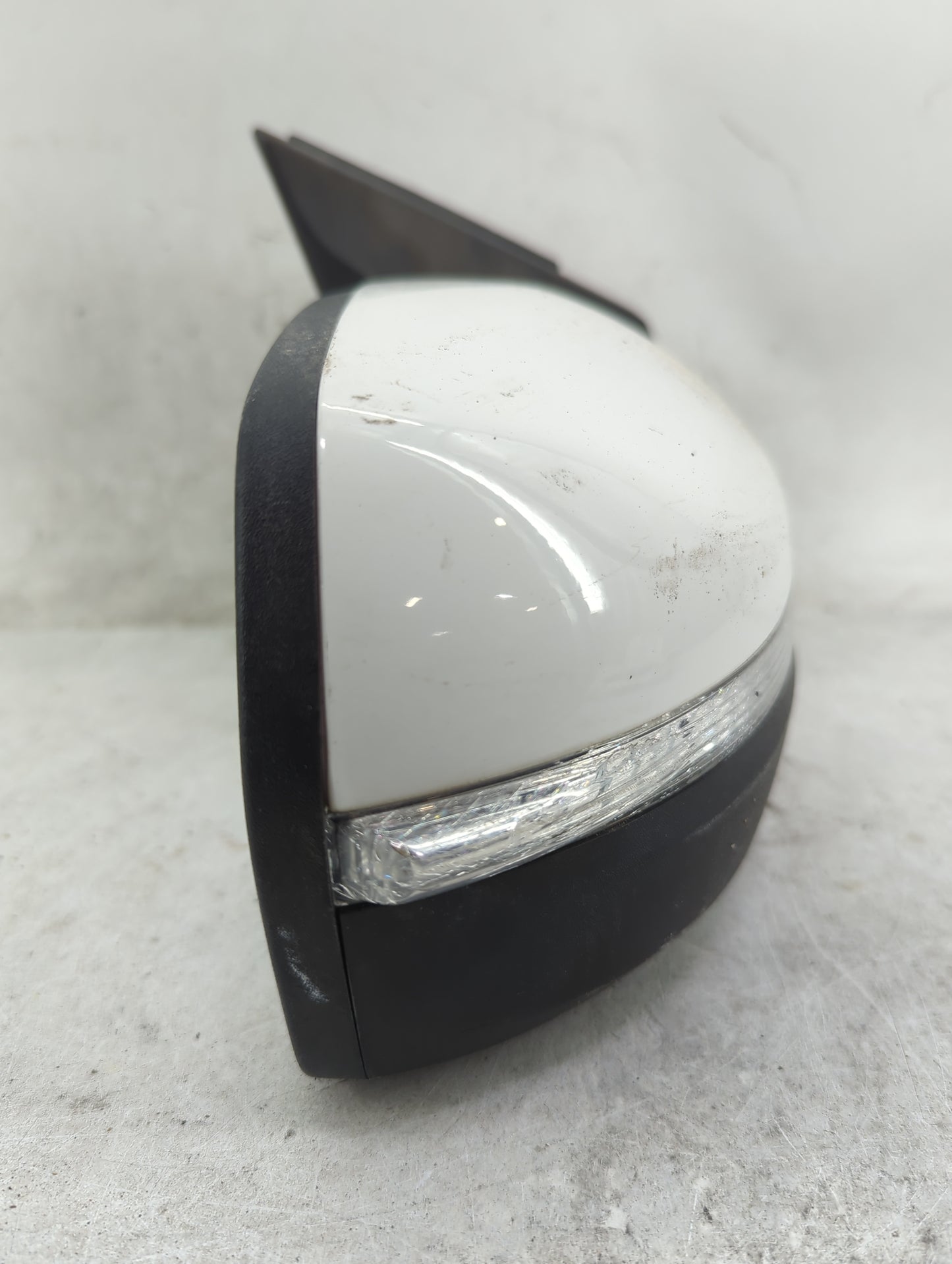 2015-2018 Ford Edge Passenger Side View Mirror - Right Door Mirror OEM Used - Oemusedautoparts1.com