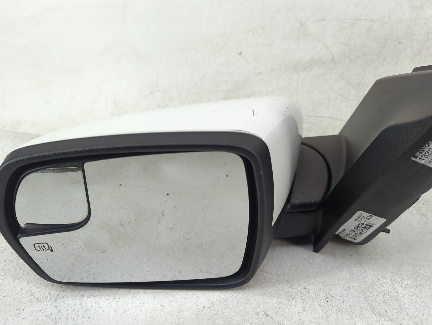 2015-2018 Ford Edge Driver Side View Mirror - Left Door Mirror OEM Used - Oemusedautoparts1.com