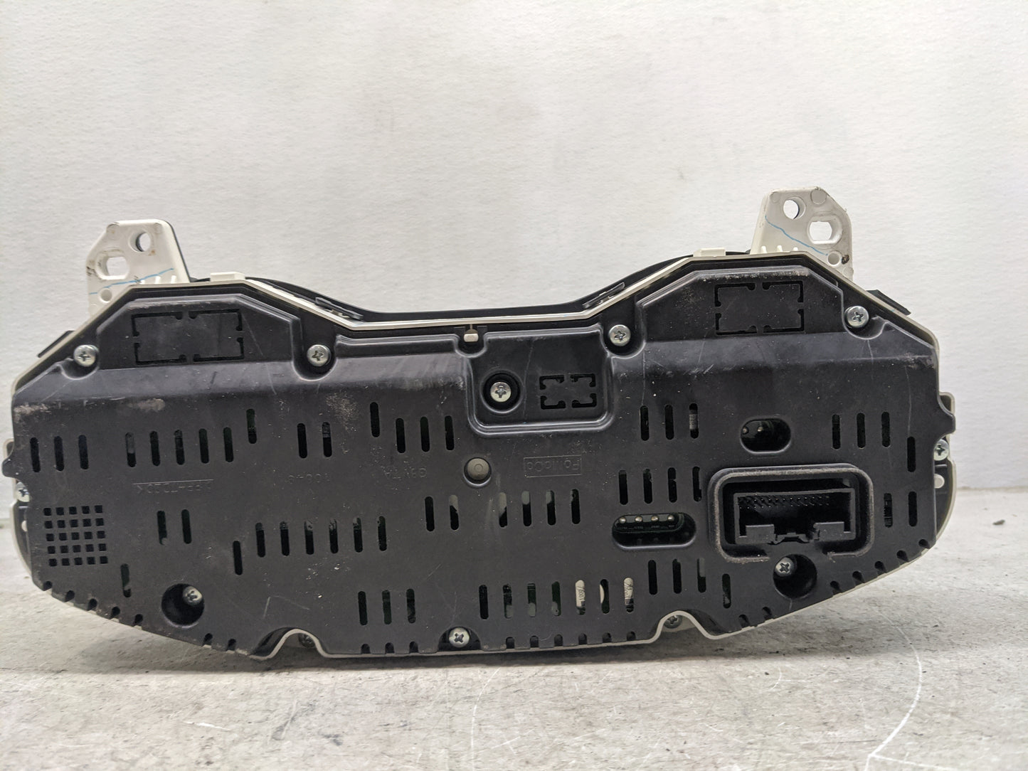 2016-2018 Ford Edge Instrument Cluster Speedometer Gauges P/N:GT4T-10849-CB FT4T-10890-CA Miles:109K Fits Fits 2016 2017 201