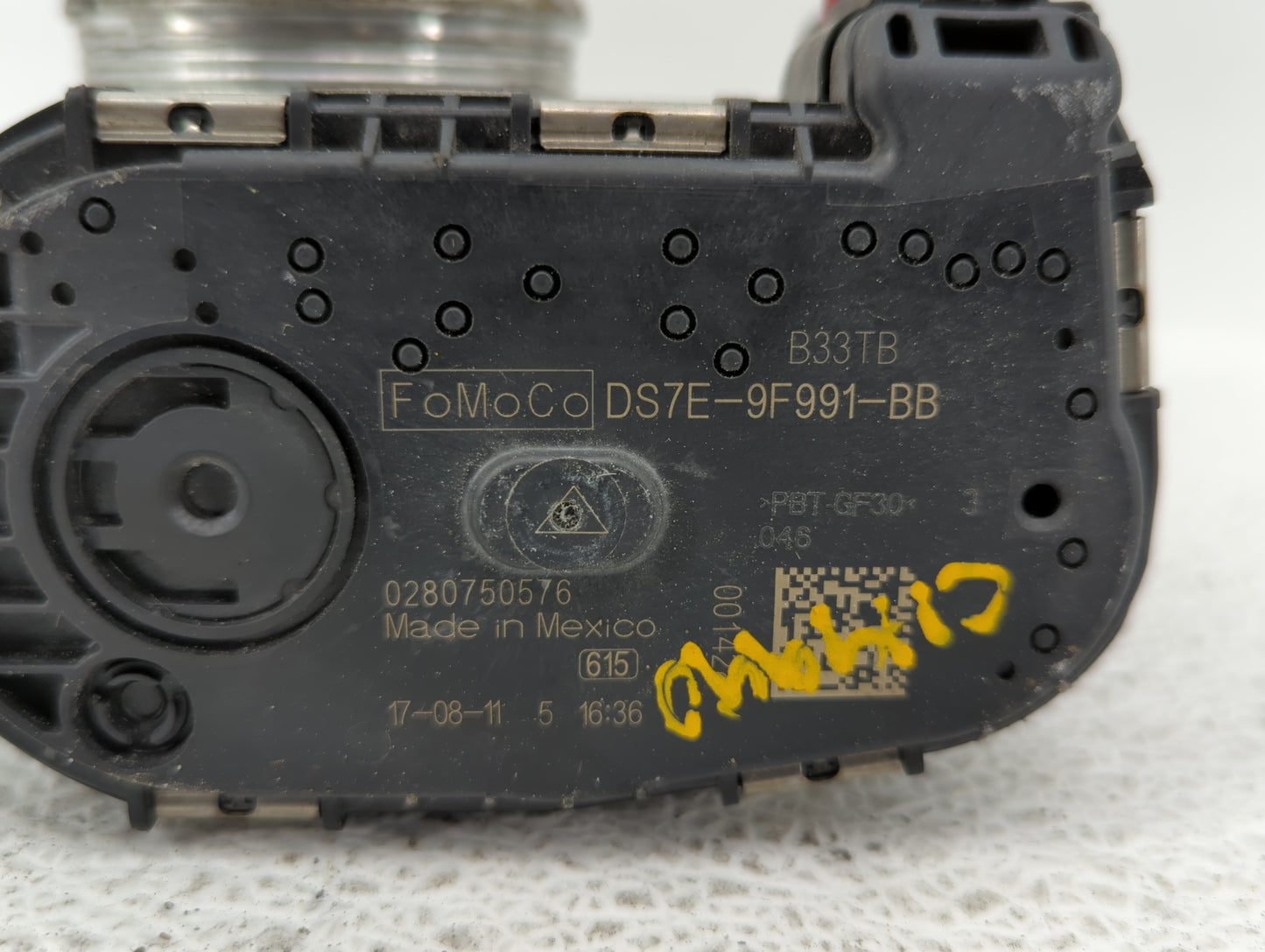 2015-2018 Ford Edge Throttle Body P/N:DS7E-9F991-BB Fits Fits 2014 2015 2016 2017 2018 2019 OEM Used Auto Parts - Oemusedaut