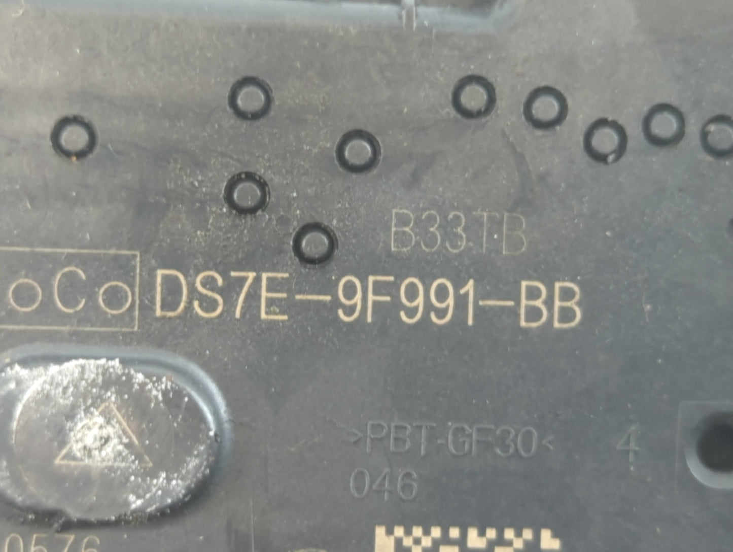 2015-2018 Ford Edge Throttle Body P/N:B33TB DS7E-9F991-BB Fits Fits 2014 2015 2016 2017 2018 2019 2020 2021 2022 OEM Used Au