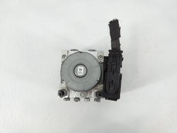 2015-2018 Ford Edge ABS Pump Control Module Replacement P/N:F2GC-2C405-AK Fits Fits 2015 2016 2017 2018 OEM Used Auto Parts