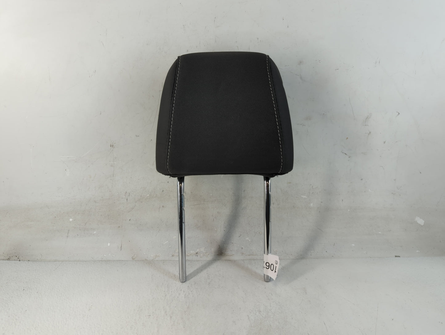 2017 Ford Escape Headrest Head Rest Front Driver Passenger Seat Fits OEM Used Auto Parts - Oemusedautoparts1.com