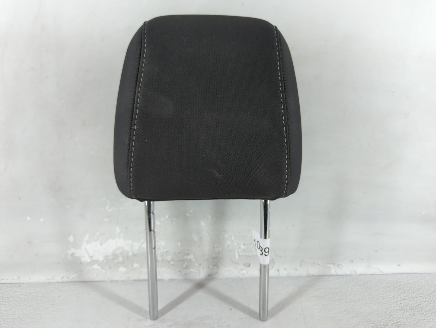 2016-2019 Ford Escape Headrest Head Rest Front Driver Passenger Seat Fits Fits 2016 2017 2018 2019 OEM Used Auto Parts - Oem
