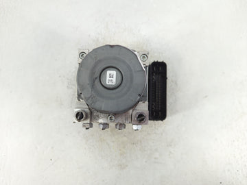 2017-2019 Ford Escape ABS Pump Control Module Replacement P/N:GV61-2C405-CE GV61-2C405-CH Fits Fits 2017 2018 2019 OEM Used Auto Parts