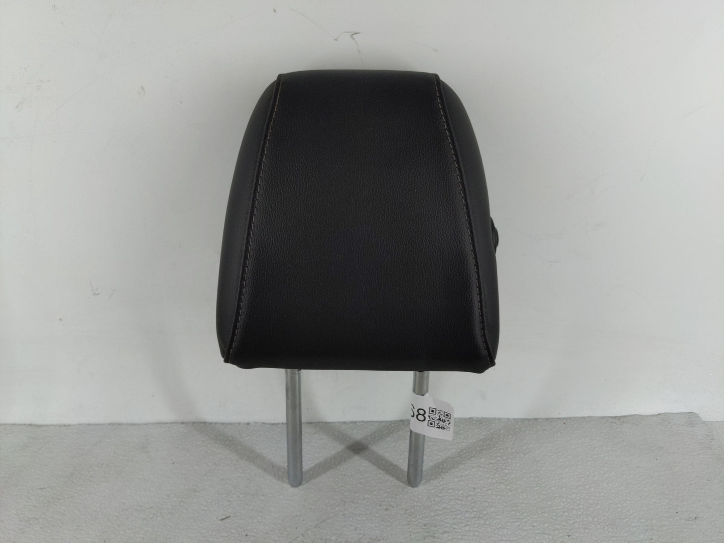 2016-2019 Ford Escape Headrest Head Rest Rear Seat Fits Fits 2016 2017 2018 2019 OEM Used Auto Parts - Oemusedautoparts1.com