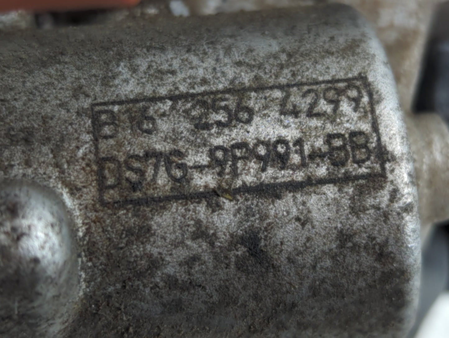 2017-2019 Ford Escape Throttle Body P/N:DS7G-9F991-BB Fits Fits 2014 2015 2016 2017 2018 2019 2020 OEM Used Auto Parts - Oem