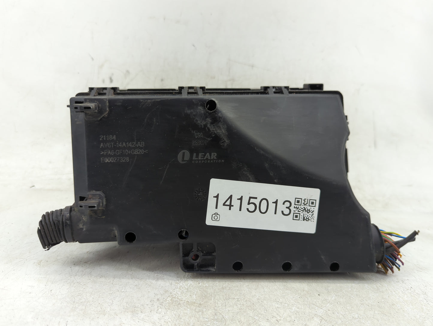 2017 Ford Escape Fusebox Fuse Box Panel Relay Module P/N:GJ7T-14A076-BA AV6T-14A142-AB Fits OEM Used Auto Parts - Oemusedaut