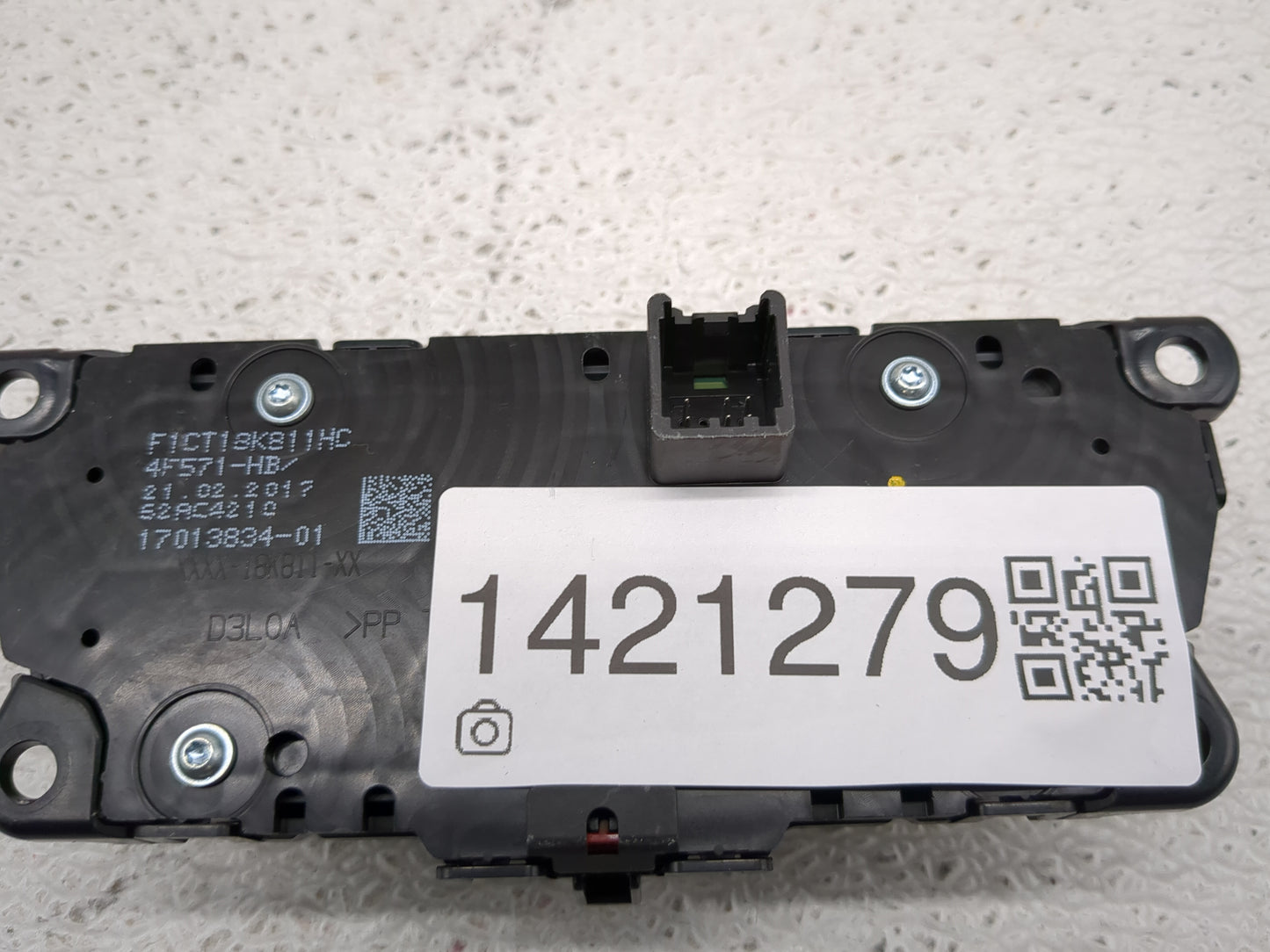 2017-2019 Ford Escape Radio Control Panel - Oemusedautoparts1.com
