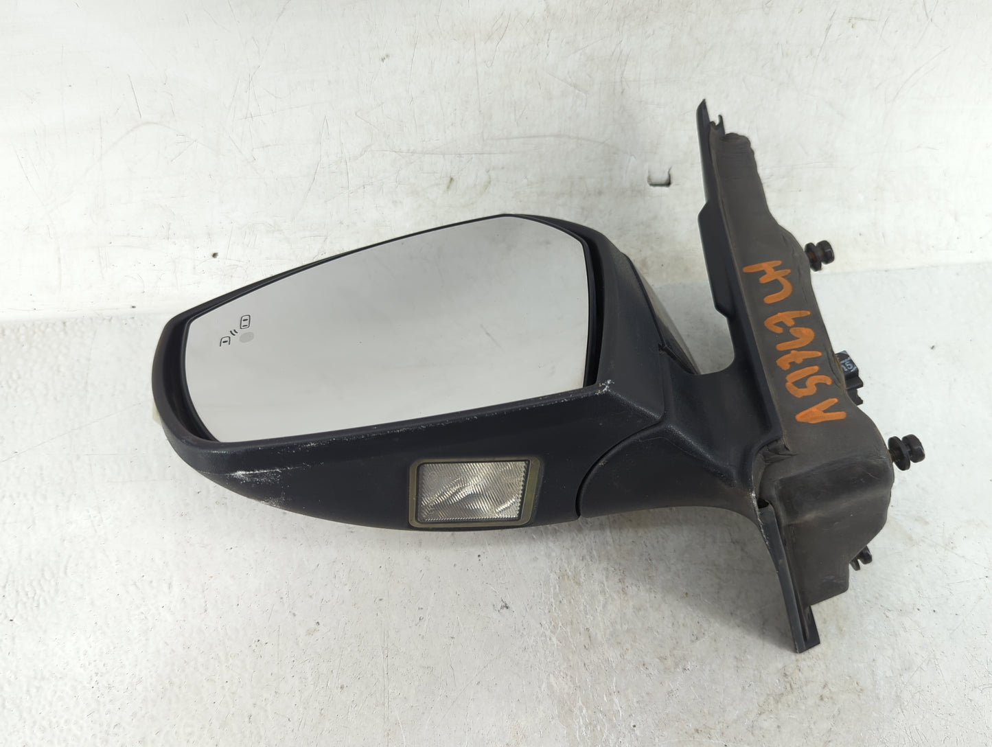 2017-2019 Ford Escape Driver Side View Mirror - Left Door Mirror OEM Used - Oemusedautoparts1.com