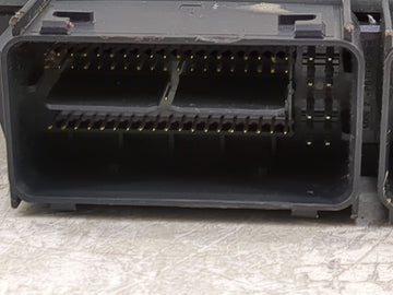 2017-2019 Ford Escape PCM Engine Control Computer ECU ECM PCU OEM P/N:HJ5A-12A650-MA FV6A-12B684-AB Fits Fits 2017 2018 2019 OEM Used Auto Parts