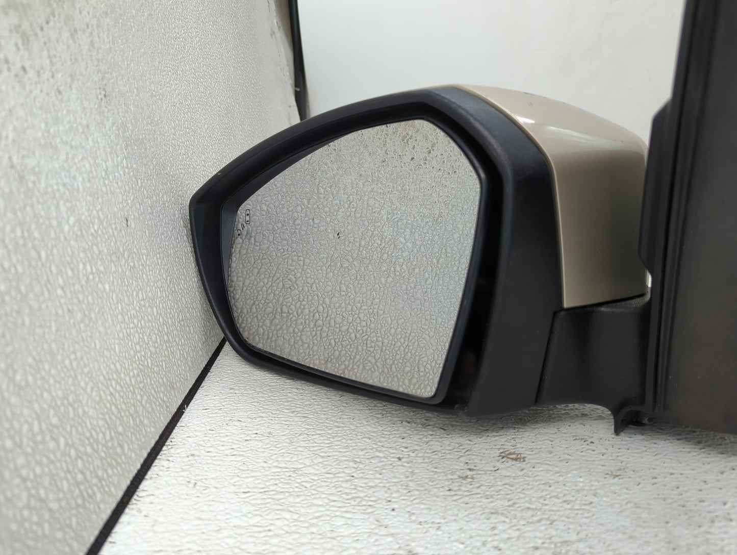 2017-2019 Ford Escape Driver Side View Mirror - Left Door Mirror OEM Used - Oemusedautoparts1.com
