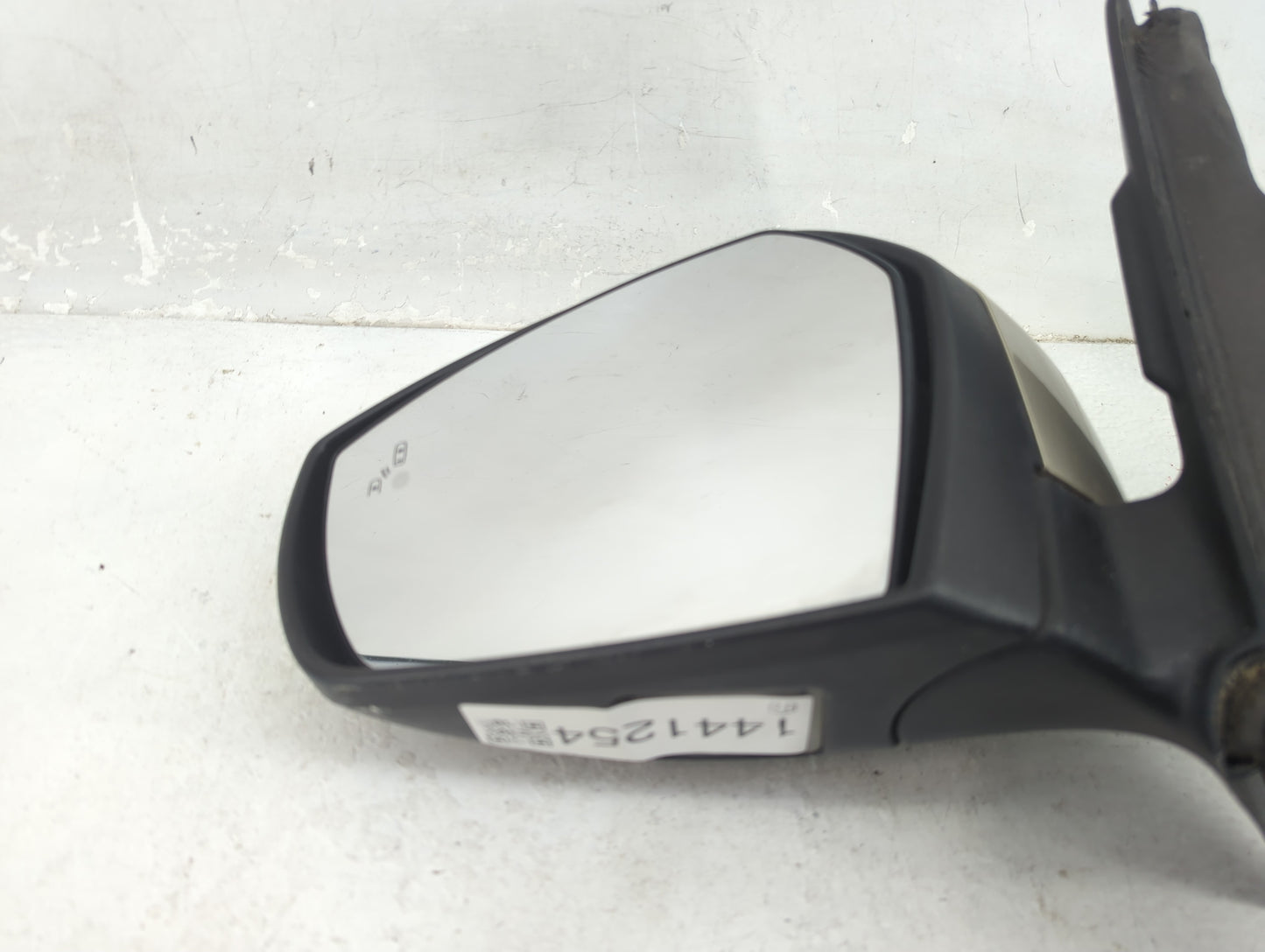 2017-2019 Ford Escape Driver Side View Mirror - Left Door Mirror OEM Used - Oemusedautoparts1.com