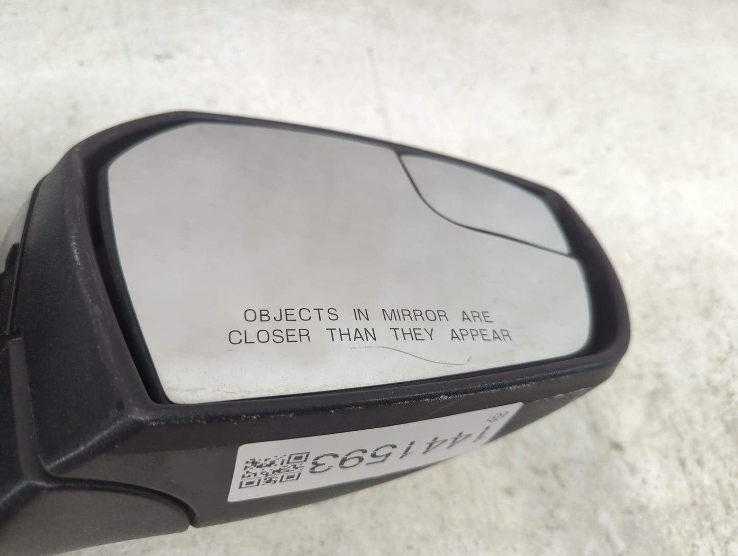2017-2019 Ford Escape Passenger Side View Mirror - Right Door Mirror OEM Used - Oemusedautoparts1.com