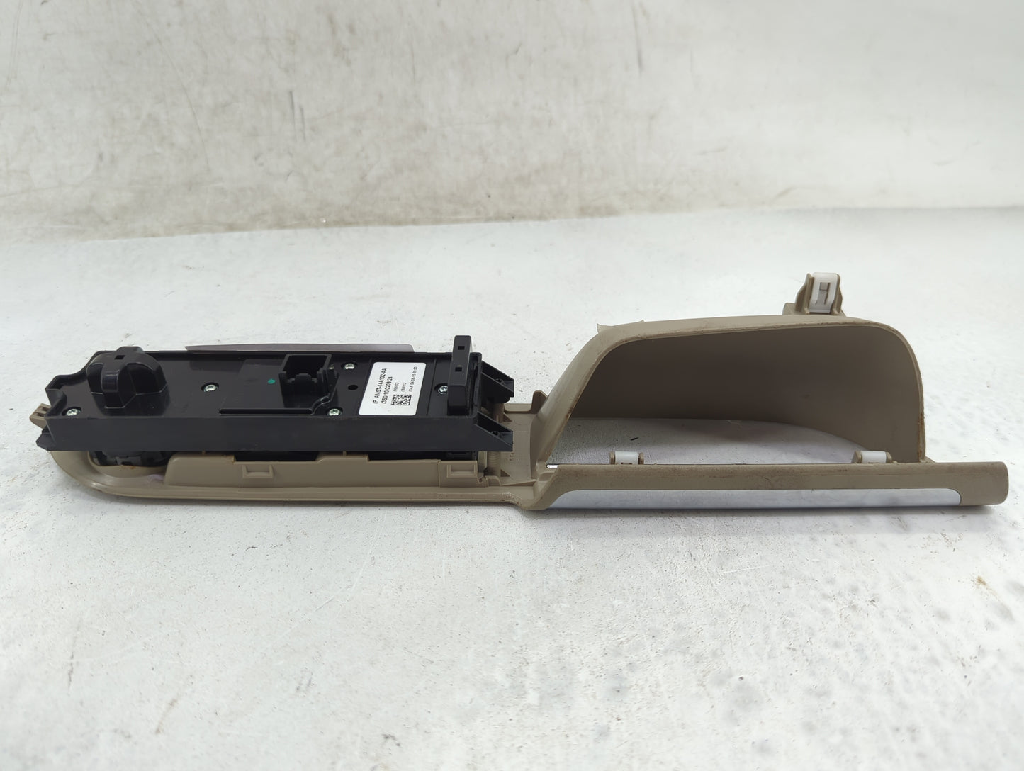 2013-2019 Ford Escape Master Power Window Switch Replacement Driver Side Left P/N:F1ET-14A132-AC 3S0 10 1388 17 Fits OEM Use