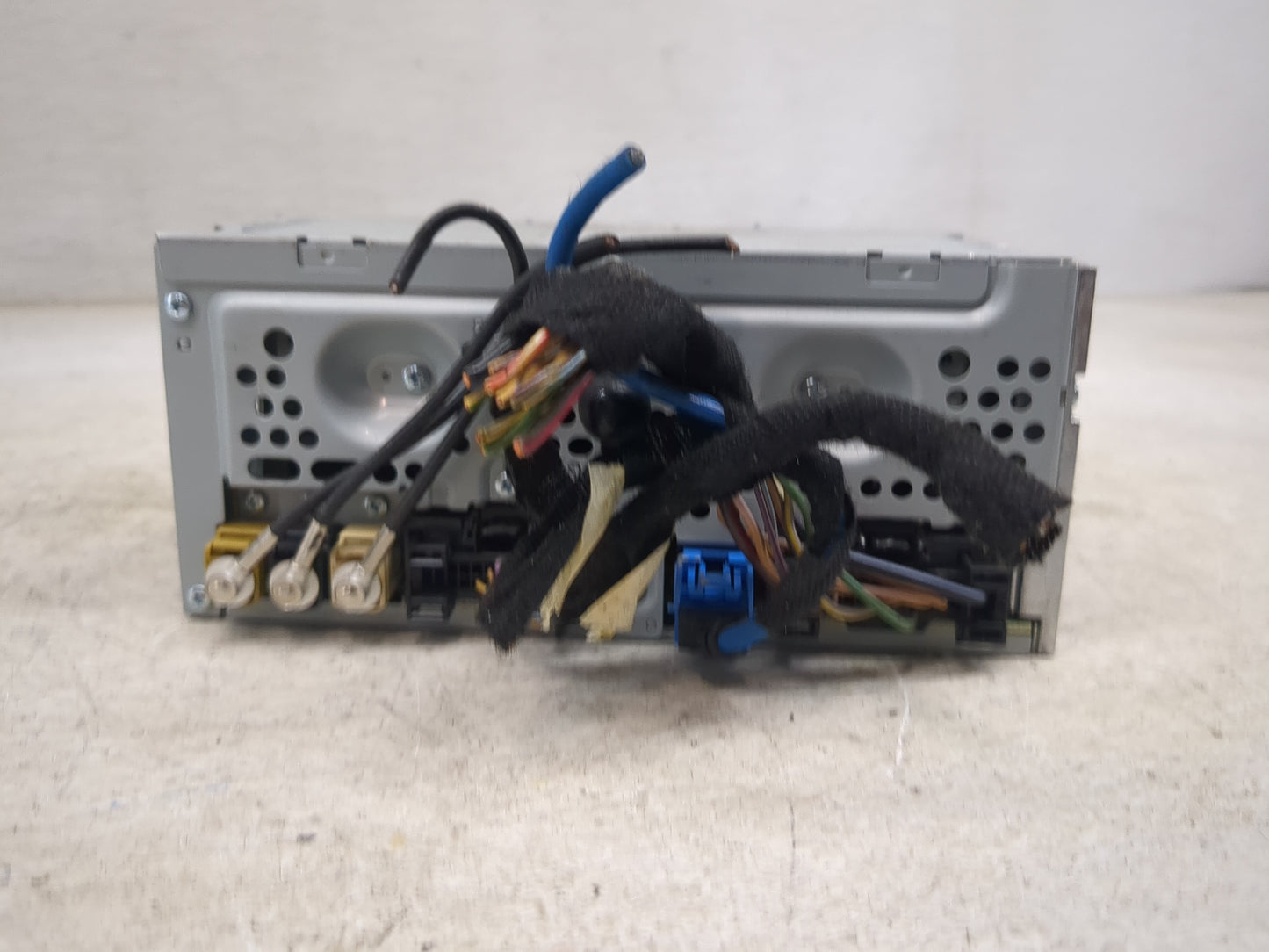 2017 Ford Escape Radio AM FM Cd Player Receiver Replacement P/N:GJ5T-19C107-GD A13304382 Fits OEM Used Auto Parts - Oemuseda