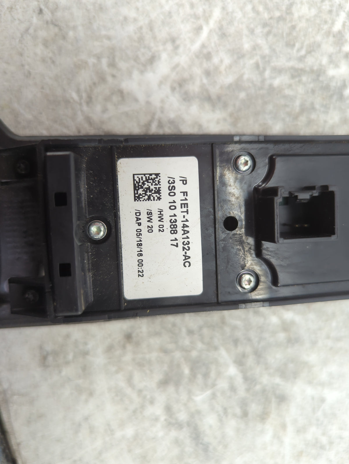 2013-2019 Ford Escape Master Power Window Switch Replacement Driver Side Left P/N:F1ET-14A132-AC Fits OEM Used Auto Parts -