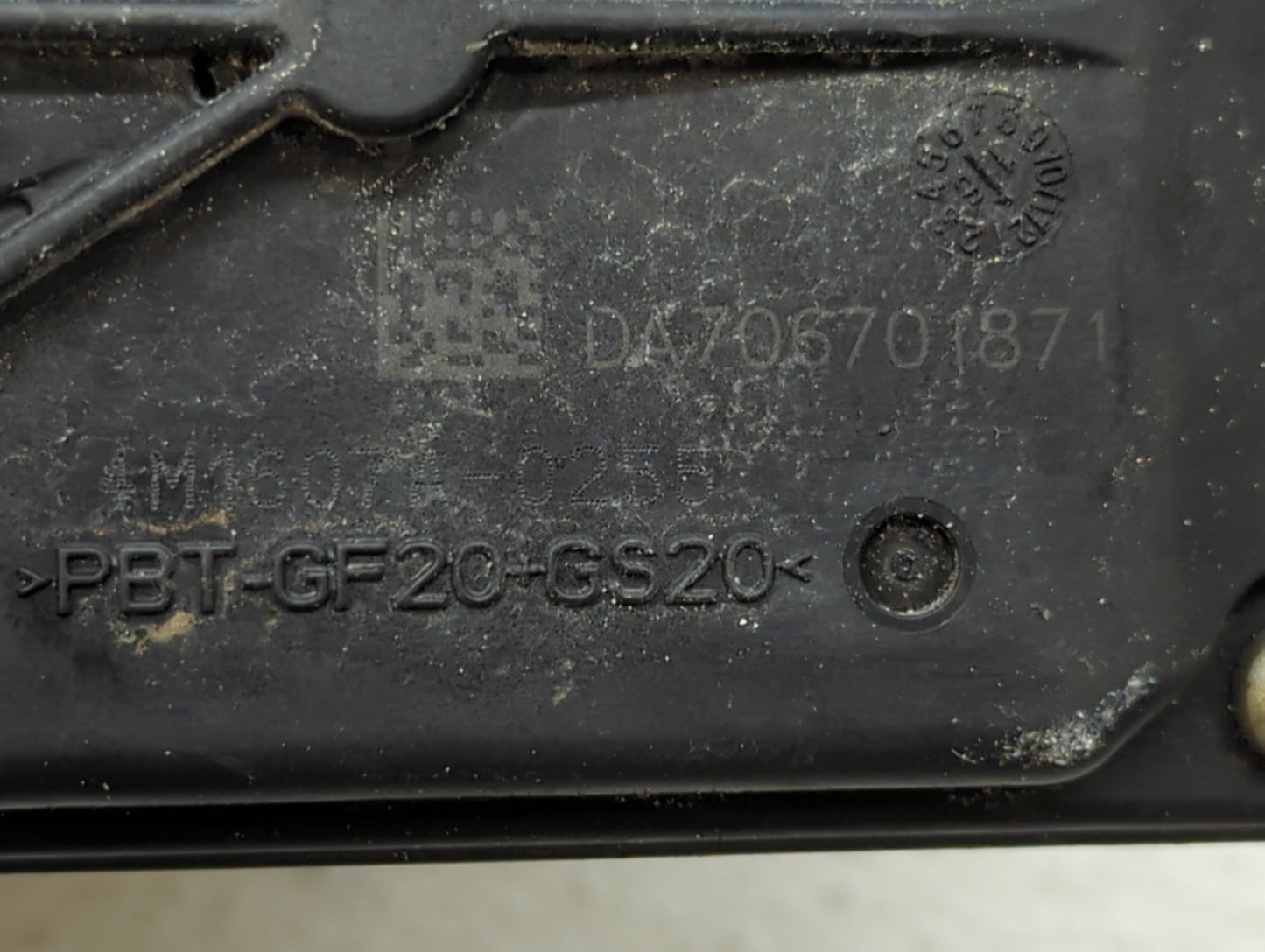 2013-2019 Ford Escape Throttle Body P/N:DS7E-9F991-AK DS7E-9F991-AD Fits Fits 2013 2014 2015 2016 2017 2018 2019 2020 OEM Us