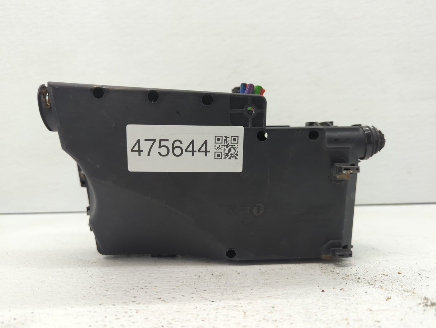 2017 Ford Escape Fusebox Fuse Box Panel Relay Module P/N:AV6T-14A067-AD AV6T-14A142-AB Fits OEM Used Auto Parts - Oemusedaut